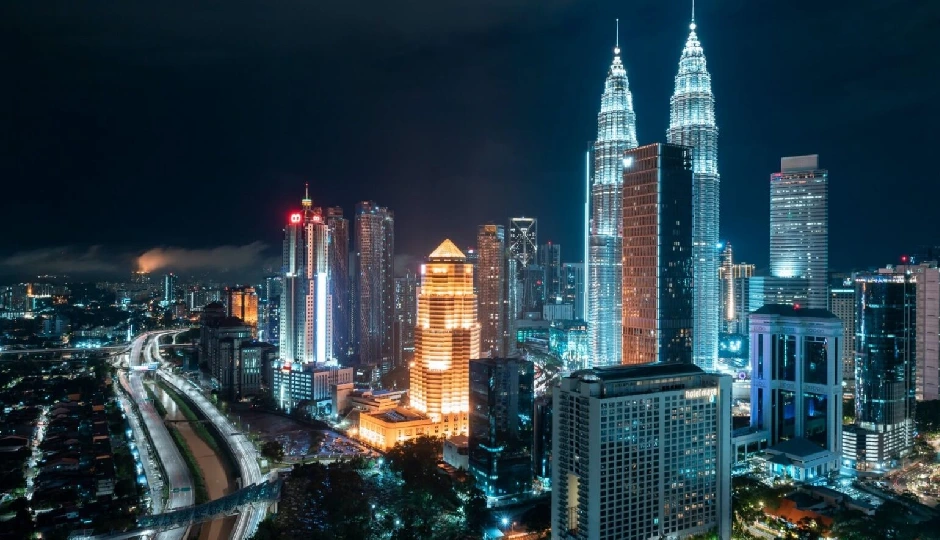 भारतीय यात्रियों के लिए मलेशिया बना आसान विकल्प, वीज़ा-फ्री सुविधा जारी; जानें पूरा ट्रैवल बजट