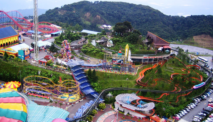 malaysia,theme parks in malaysia,legoland malaysia,johor bahru,sunway lagoon theme park,i-city theme park,genting highlands theme park,escape adventure play theme park,movie animation park studios