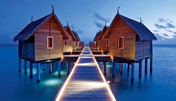 maldives,beach villas in maldives,places to stay in maldives,six senses laamu,constance moofushi,komandoo island resort and spa,veligandu island resort and spa,hideaway beach resort and spa,waldorf astoria maldives ithaafushi