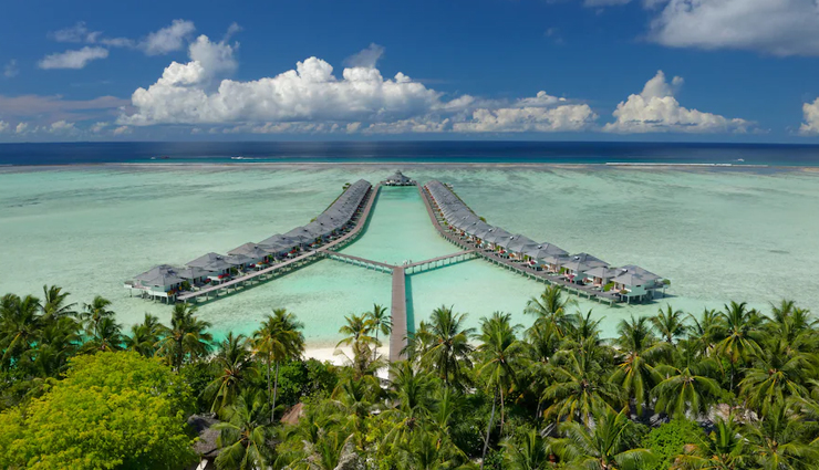 maldives,places to stay in maldives,adaaran club rannalhi,paradise island resort,kurumba maldives,olhuveli beach and spa,sun island resort and spa,adaaran prestige vadoo
