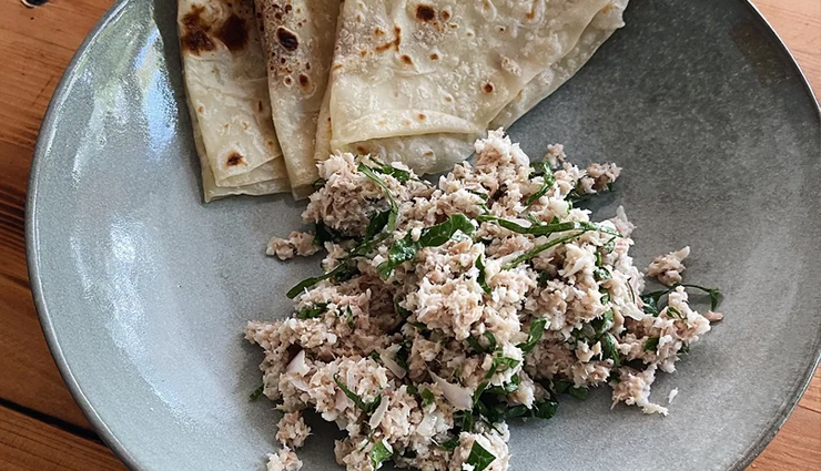 local food in maldives,maldives cuisine,best dishes in maldives,traditional maldivian food,maldives food guide,must-try maldivian dishes,maldivian culinary delights,maldivian food experience,maldives local delicacies,maldivian seafood dishes