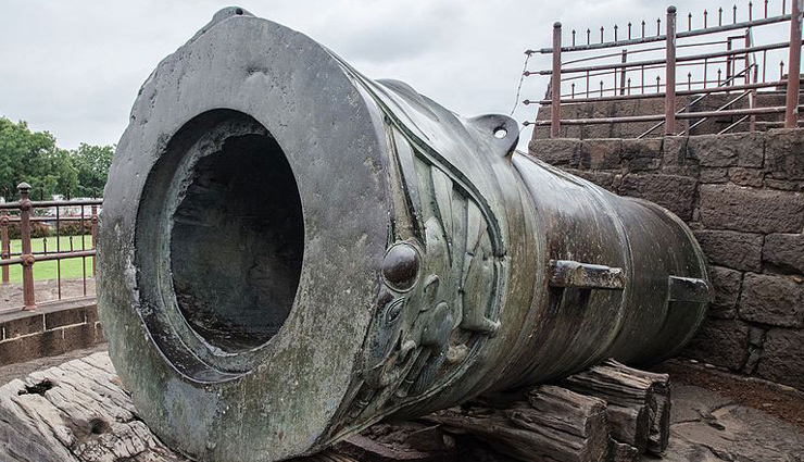 bijapur,tourist places to visit in bijapur,bijapur travel,bijapur holidays