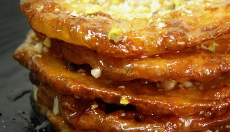 malpua recipe,authentic malpua,indian sweet dish,how to make malpua,easy malpua recipe,best malpua recipe,popular indian dessert,traditional malpua recipe,fluffy malpua,delicious sweet recipe