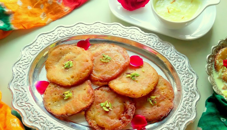 street foods of madhya pradesh,travel,tourism,holidays