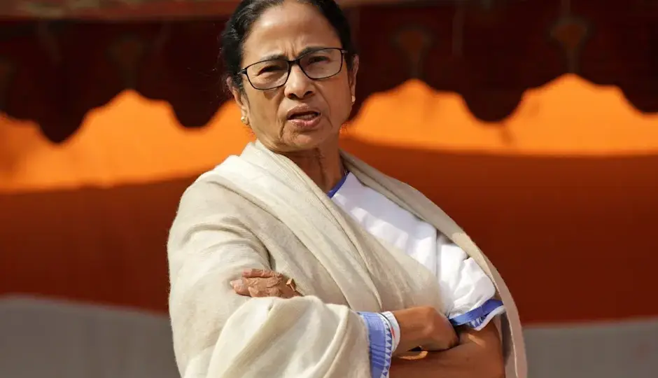 ममता बनर्जी को पार्टी बैठक में ही घेरा गया, TMC विधायकों ने जताई खुली नाराजगी; पूर्व CM चुपचाप सुनती रहीं