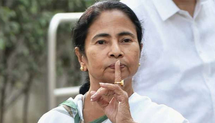 फोनी तूफान: मोदी ने कहा- दीदी ने फोन का जवाब नहीं दिया, तो जवाब में ममता बनर्जी ने कहा - अगले पीएम से बात करूंगी