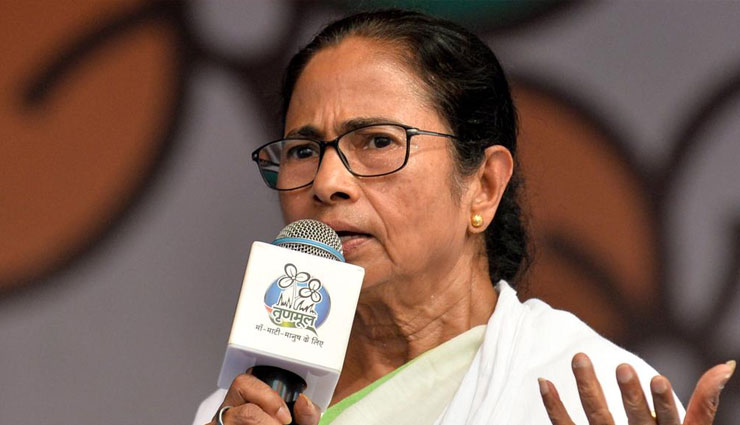 कोलकाताः BJP का आरोप-TMC कार्यकर्ताओं ने हिंसा की, ममता बनर्जी ने कहा-बाहरी गुंडे लेकर आयी थी बीजेपी