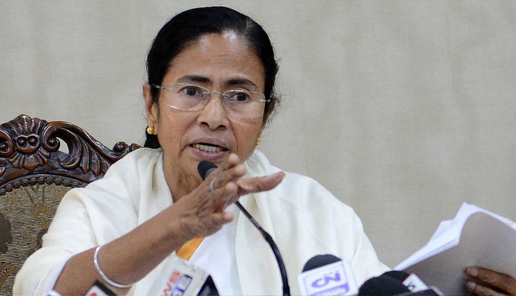 ममता का BJP पर हमला- मैं मौत से नहीं, बल्कि मौत मुझसे डरती है, बंगाल को नहीं बनने देंगे गुजरात...