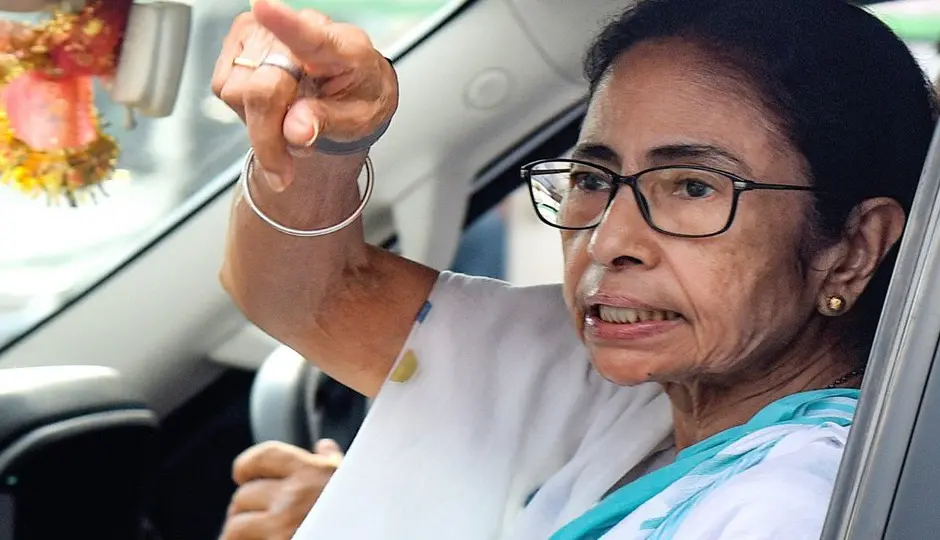 चुनाव हार के बाद ममता बनर्जी का तीखा बयान, बोलीं- “मुझसे जबरन इस्तीफा नहीं लिया जा सकता”