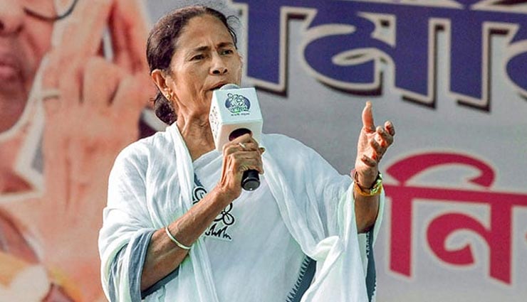 धरने पर बैठीं पश्चिम बंगाल की सीएम ममता, BJP पर साधा निशाना कहा - तुम अपनी संस्कृति से काम करो, हमें अपनी...