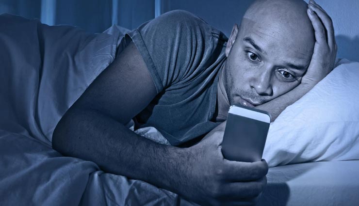 पत्नी के सोते ही पति करने लगता था यह काम, रिश्तों को किया शर्मसार