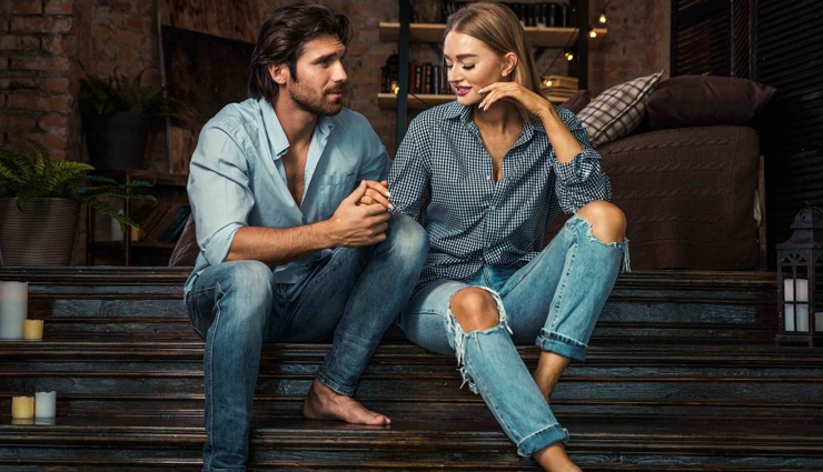 15 Signs That a Man Fancies About You