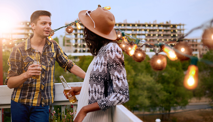 signs man likes you,relationship tips,couple tips