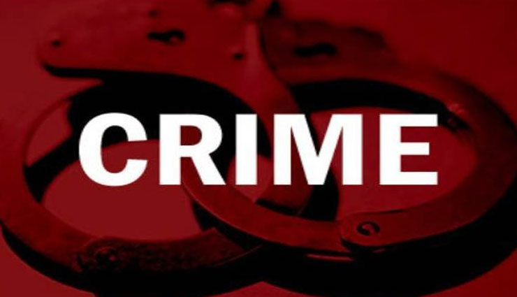 SHOCKING- Man loses voice after pregnant wife bites of his tongue while kissing