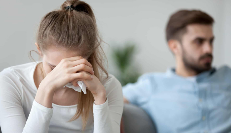 10 Signs Your Man is Playing Games With You