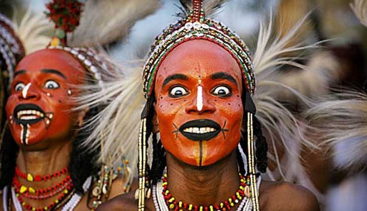 यहाँ दूसरों की पत्नी को भगाकर की जाती है शादी, समाज भी देता है रजामंदी 