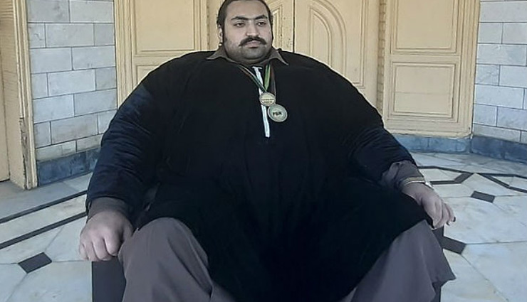 इस शख्स का वजन बना शादी में रुकावट, 300 ज्यादा रिश्तों को कह चुका है ना