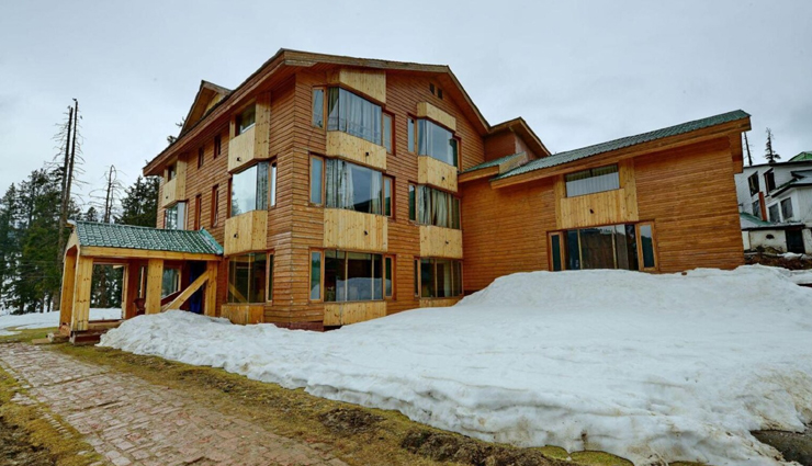 pet,pet friendly places in india,india travel,tourism