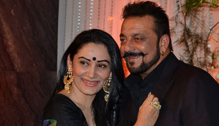 इन बड़े सितारों ने बी -ग्रेड फिल्मों में किया है काम Akshay Kumar,manisha koirala,rajesh khanna,katrina kaif,bollywood stars worked in b grade films,b grade films,amitabh bacchan,isha kopikkar,manyata dutt