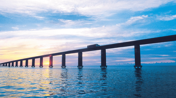 longest bridges in the world,most longest bridges,danyang–kunshan grand bridge,tianjin grand bridge,lake pontchartrain causeway,manchac swamp bridge,runyang bridge