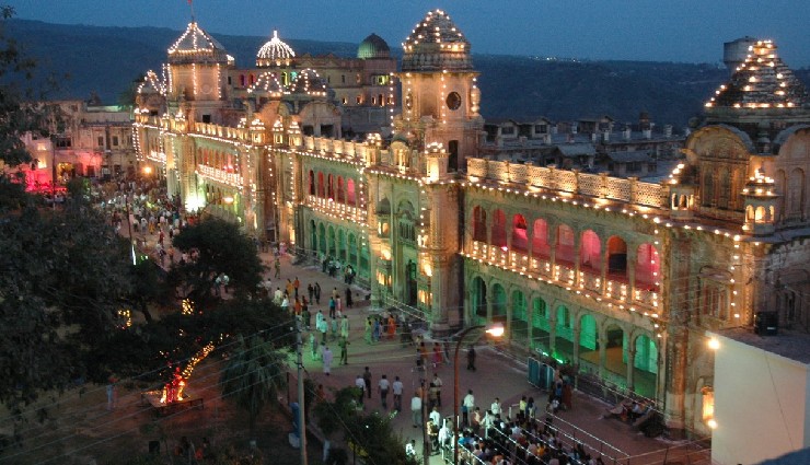 jammu tourism,places to visit in jammu,jammu travel guide,spiritual places in jammu,scenic beauty jammu,ancient temples jammu,jammu forts,top attractions jammu,tripzygo jammu guide,jammu sightseeing