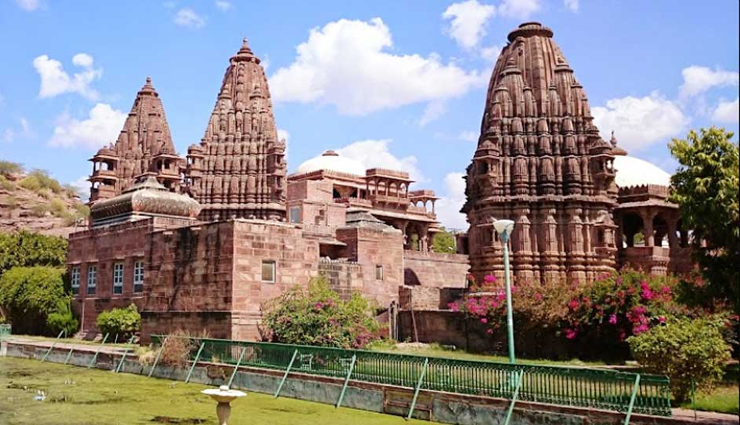 थार के रेगिस्तान के बीच अपने महलों, दुर्गों और मंदिरों के कारण प्रसिद्ध पर्यटक स्थल है जोधपुर, नीली इमारतों के कारण कहलाता है ब्ल्यू सिटी jodhpur tourist attractions,explore jodhpur top sights,best places to visit in jodhpur,jodhpur travel destinations,must-see landmarks in jodhpur,jodhpur sightseeing spots,discover jodhpur famous sites,jodhpur iconic tourist places,unforgettable experiences in jodhpur,exploring the beauty of jodhpur