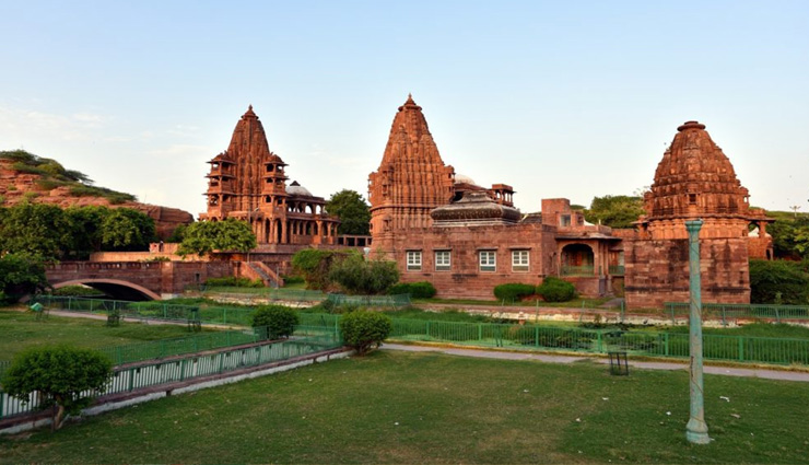 places to visit in jodhpur,must-see attractions in jodhpur,best tourist spots in jodhpur,top places near mehrangarh fort,historic places in jodhpur,royal palaces in jodhpur,things to do in jodhpur,jodhpur city guide,best places for photography in jodhpur,jodhpur travel itinerary,scenic spots in jodhpur