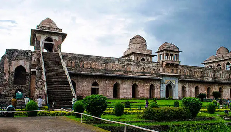 indore,indore tourism,tourist places near indore,madhya pradesh indore,holidays,madhya pradesh tourism