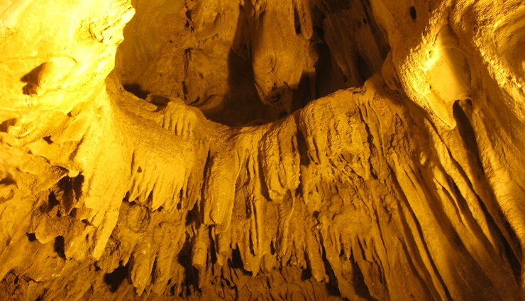 andhra pradesh,tour of belum caves in andhra pradesh,tourist places to visit in andhra pradesh,travel,tourism,tourist places in india,india tourism