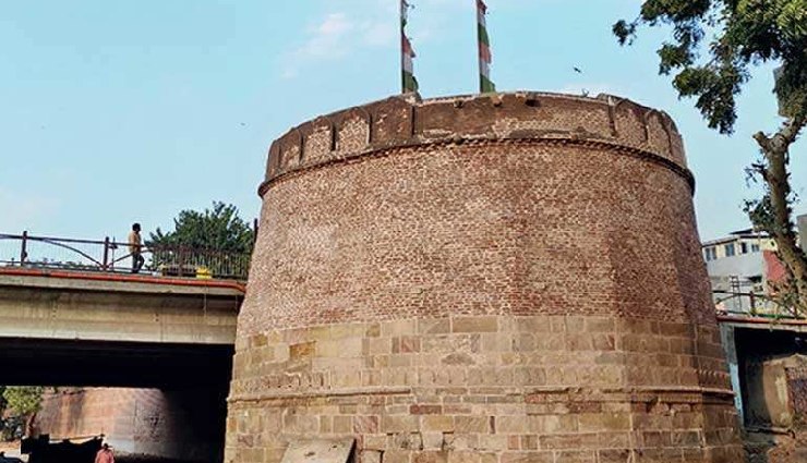 gujarat forts,historical forts in gujarat,dabhoi fort,surat fort,pavagadh champaner fort,manek burj,ilva durga fort,uparkot fort,songadh fort,zinzuwada fort,tera fort,roha fort,forts to visit in gujarat,ancient forts gujarat,gujarat tourism,gujarat fort architecture