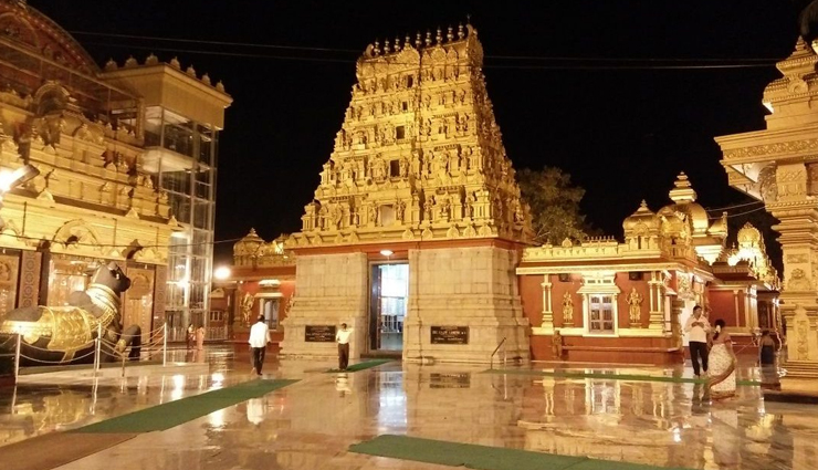 mangalore,places to visit in mangalore,mangaladevi temple,gokarnanatheshwara temple,panambur beach,milagres church,st aloysius chapel,our lady of rosary cathedral,saavira kambada basadi