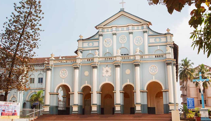 mangaladevi temple,gokarnanatheshwara temple,kadri manjunath temple,panambur beach,milagres church,st aloysius chapel,tourist attractions to visit in mangalore,mangalore,places to visit in mangalore