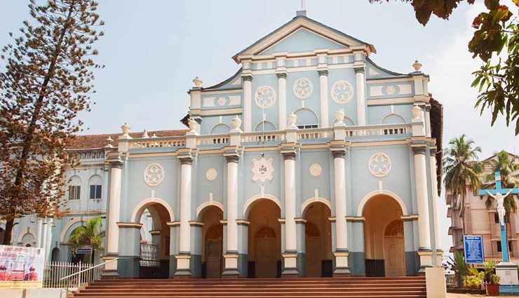 mangalore,tourist attraction in mangalore,places to visit in mangalore,mangaladevi temple,panambur beach,kudroli gokarnath temple,surathkal beachpilikula nisargadhama,st aloysius chapel
