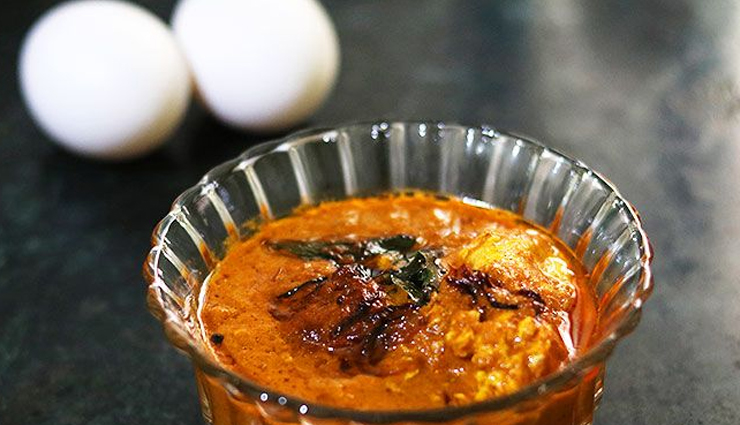 mangalorean egg curry recipe,scrumptious coastal delight,coastal egg curry,indian egg curry,mangalorean cuisine,flavorful egg curry,coconut-based gravy,easy egg curry recipe,coastal flavors,aromatic spices,coastal karnataka,egg curry with cashews,authentic mangalorean recipe,traditional indian curry,coastal food,indian coastal cuisine