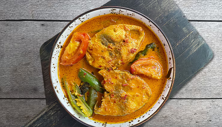 bangalore food guide,best bangalore delicacies,famous dishes in bangalore,traditional bangalore food,bangalore culinary tour,must-try bangalore dishes,bangalore food specialties,bangalore street food,iconic bangalore cuisine,holige bangalore,thatte idli bangalore,benne masala dosa bangalore,puliyogare rice bangalore,mysore pak bangalore,dal obbattu bangalore,shawarma bangalore,mangalorean fish curry bangalore,ragi mudde bangalore,maddur vada bangalore,mutton pulao bangalore,mangalore buns bangalore,bangalore food experiences,bangalore local food,popular foods in bangalore