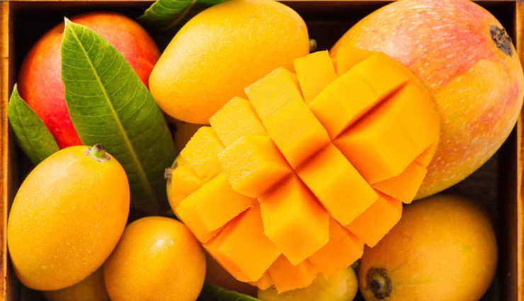 Maintain Soft Skin During Summer With Homemade Mango Face Pack
