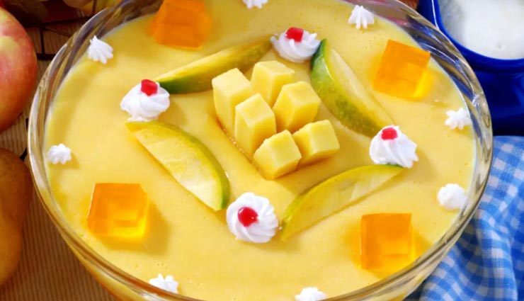 स्पेशल डेजर्ट के रूप में ट्राई करें मैंगो कस्टर्ड, डिलीशियस फ्लेवर जीतेगा सभी का दिल #Recipe