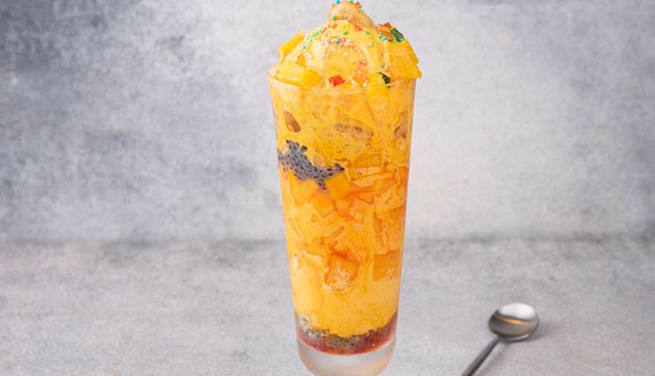 mango,mango falooda,mango falooda recipe,mango falooda ingredients,aam,mango fruit