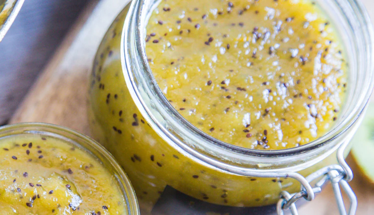 mango kiwi chutney,sweet and tangy chutney,homemade chutney recipe,easy chutney recipe,fruit chutney,mango chutney,kiwi chutney,chutney for grilled meats,chutney for snacks,tropical chutney recipe