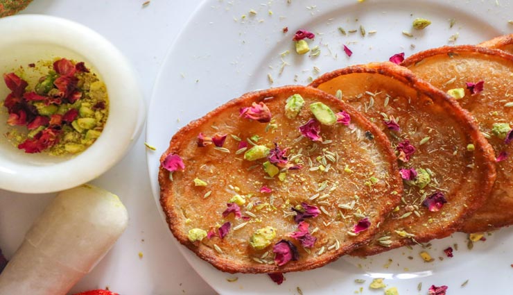 सावन स्पेशल : मीठे में इस बार ट्राई करें 'मैंगो मालपुआ' #Recipe