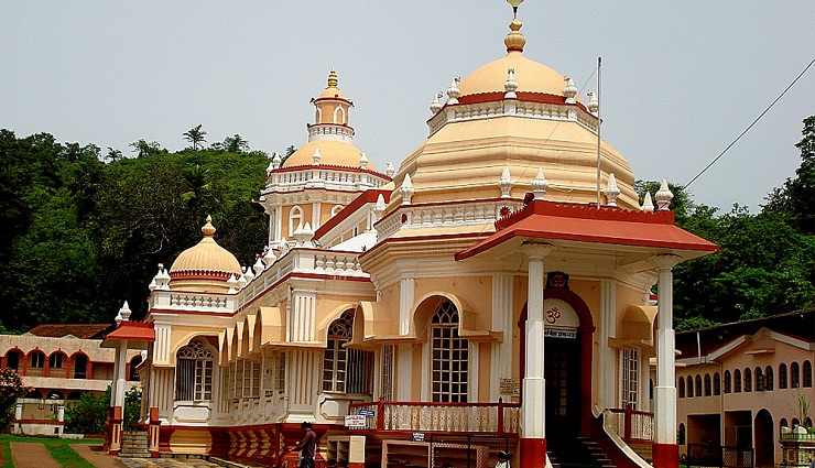 समुद्र तट के साथ ही इन पर्यटन स्थलों के लिए जाना जाता हैं गोवा, लें यहां घूमने का पूरा मजा tourist places in goa,goa tourism,holdays in goa,goa travel guide