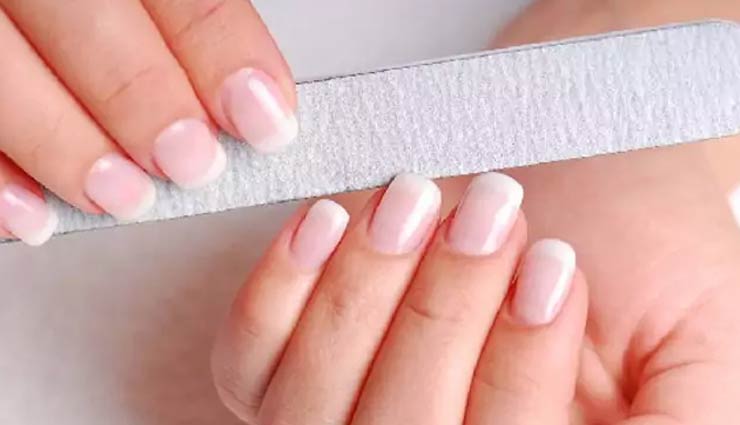 manicure at home,manicure tips,beauty tips,home care tips,skin care tips,nails care tips