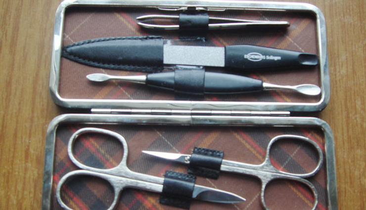 steps to do manicure at home,manicure tips at home,beauty tips,beauty hacks,manicure steps