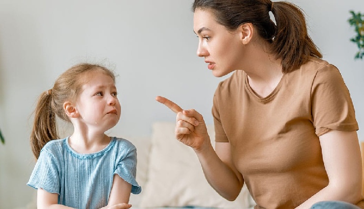 5 Big Signs You Have Emotionally Manipulative Parents