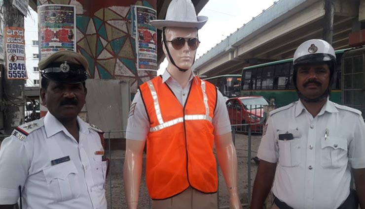 आखिर क्यों बेंगलुरु में ट्रैफिक पुलिस की जगह खड़े होंगे पुतले, जानें पूरा मामला