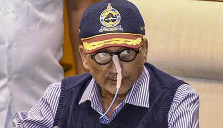 गोवा के मुख्यमंत्री मनोहर पर्रिकर का 63 साल की उम्र में निधन