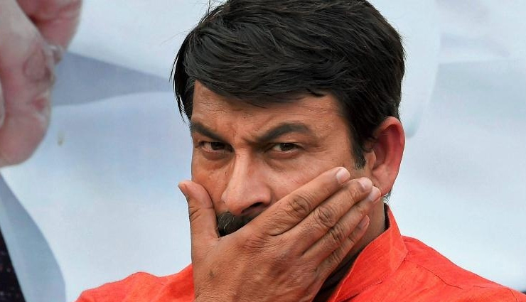 क्या इन विवादों की वजह से मनोज तिवारी को गवानी पड़ी दिल्ली BJP अध्यक्ष की कुर्सी