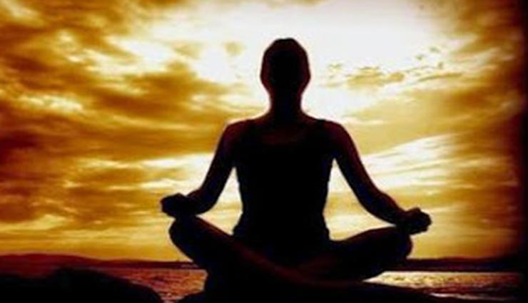 astrology tips,astrology tips in hindi,lunar eclipse mantra,mantra to end every problem