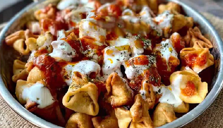 turkish cuisine,turkish dishes,must-try turkish food,turkish pretzel simit,turkish apple tea,ezogelin soup,menemen breakfast,gözleme crepe,mantı ravioli,kumpir baked potato,köfte meatballs,perde pilav,turkish mezze,turkish kebap,baklava pastries,dondurma ice cream,turkish delights lokum,turkish street food,ottoman cuisine,best turkish foods