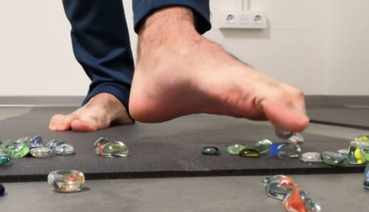 foot pain relief exercises,alleviating foot pain through exercises,effective workouts for foot pain,foot pain management exercises,targeted foot pain relief routines,exercise solutions for painful feet,strengthening exercises for foot pain,relieving foot discomfort through workouts,foot pain alleviation techniques,exercise-based foot pain remedies,flexibility exercises for foot relief,fitness routines for painful feet,foot pain reduction workouts,movement therapy for foot pain,active strategies to combat foot pain